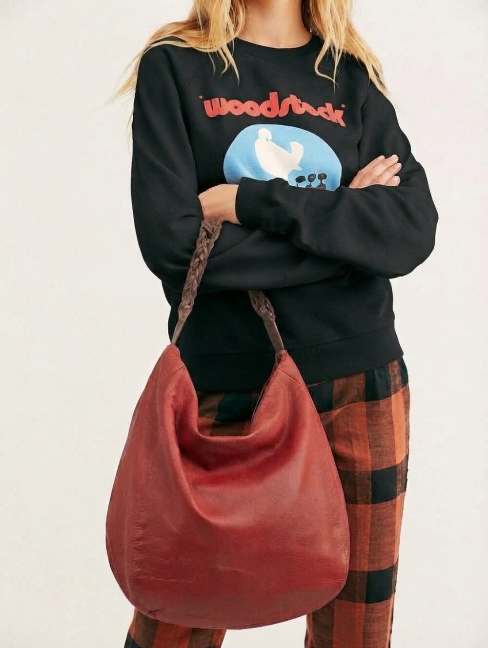 Absolutely Beautiful Stylish Boho Distressed Fine Rust Orange Leather Handbag
